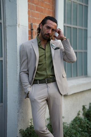 5 Must-Have Suits and Shirts Combinations for Men