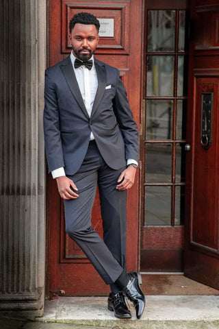 How to Choose the Perfect Wedding Suit for Your Special Day MENSWEARR