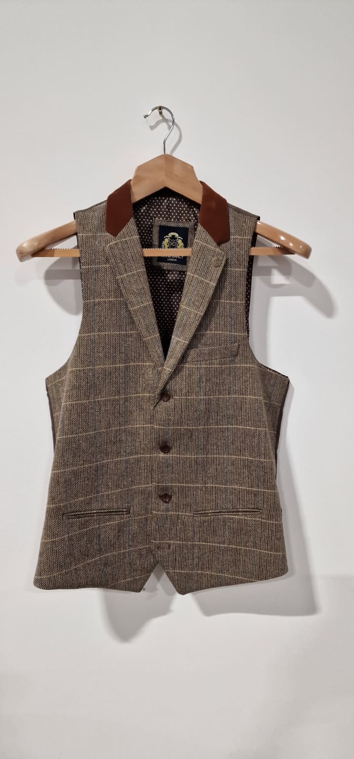 Marc Darcy Marc Darcy JO DX7 Tweed Tan Lapel Waistcoat MENSWEARR