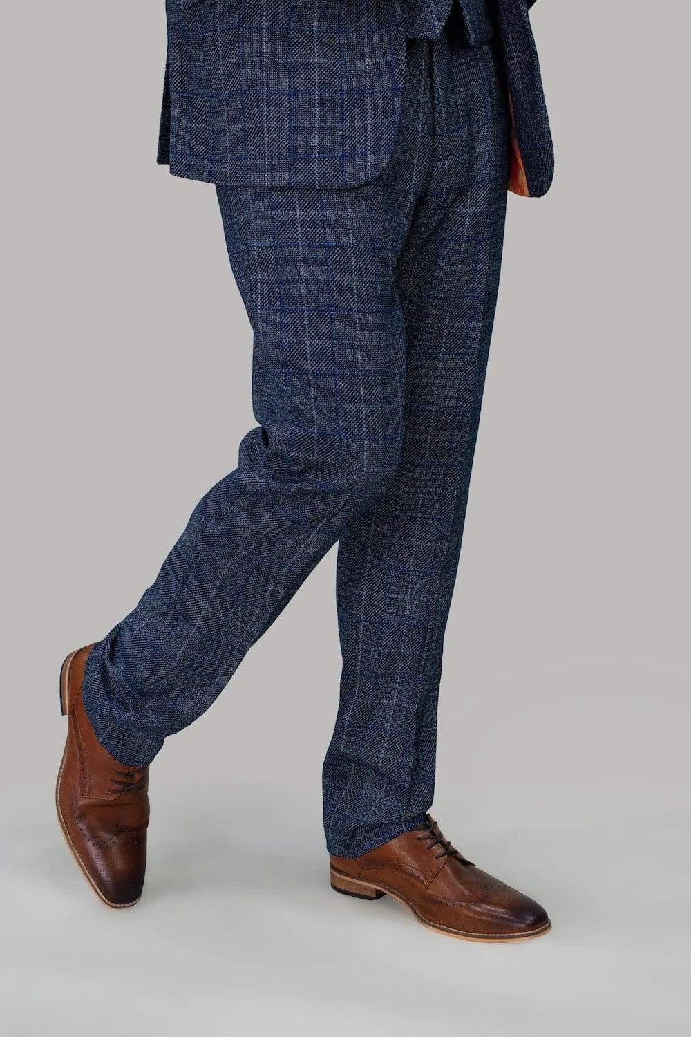 Cavani miles suit store