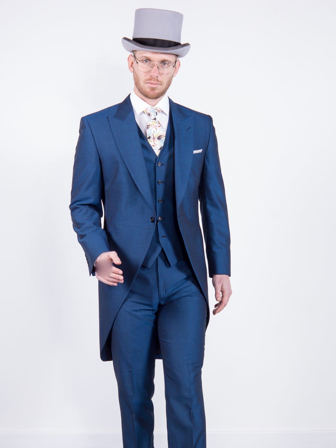 Blue top tailcoat suit